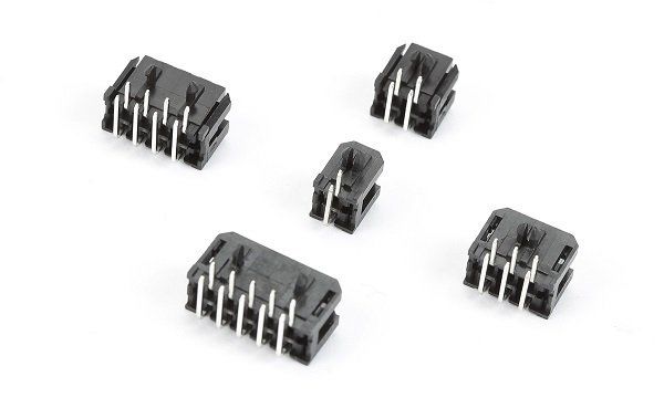 04 315-04R  ERKEK  90°  KONNEKTÖR  5558-04R Mikro Mini Fit
