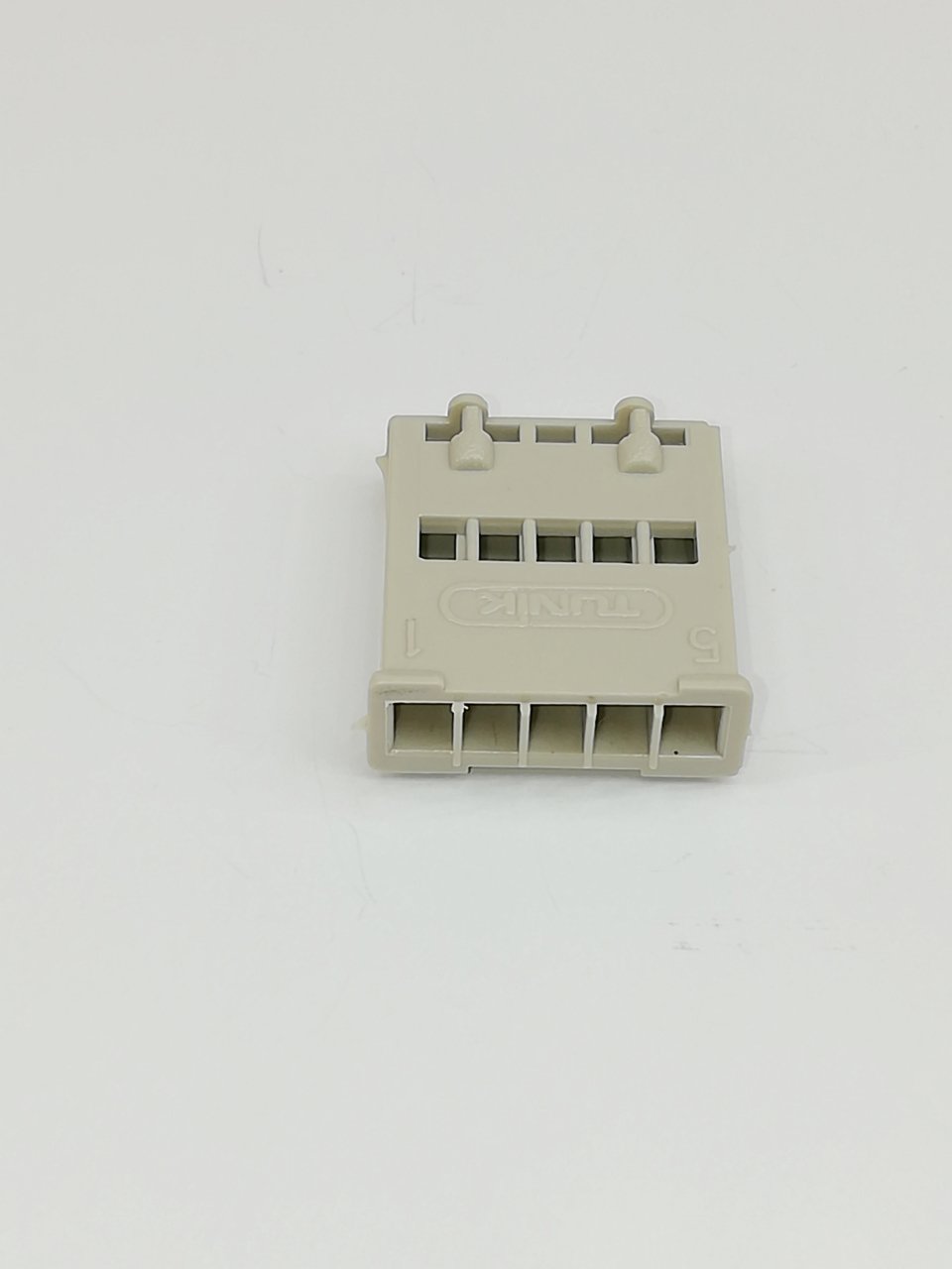 05 Lİ TMK 1005 DİŞİ KONNEKTÖR