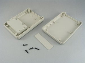 AK-HH-052 75x105x26,4 AA/9V Gri Pil Yuvalı El Tipi Kutu