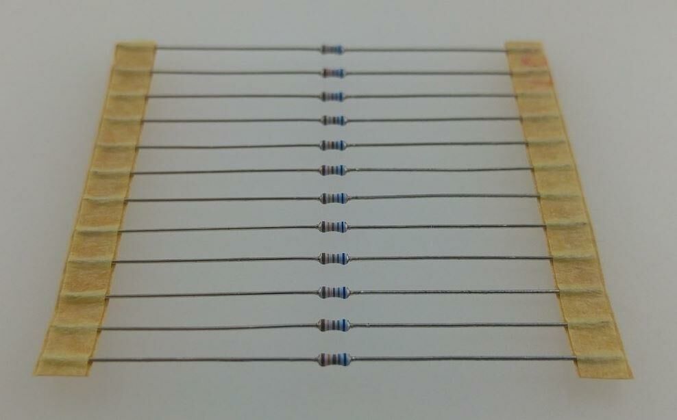 300R 1/8W %5 DİRENÇ ( 25 ADET )