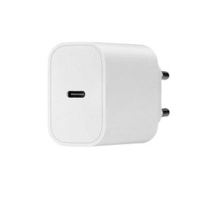 Hytech HY-XE40PD 20W 3A Apple iPhone Uyumlu Hızlı Şarj Adaptörü + iPhone Uyumlu Şarj Kablosu