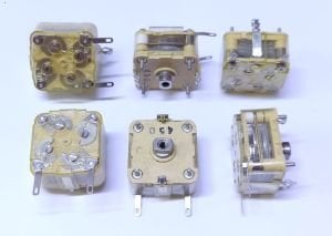 VARYABL (AYARLI) KONDANSATÖR