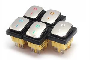 Anahtar On ~ On Beyaz Işıklı 30A FL3-KCD4-202N-5 IP67 Su Geçirmez 6 Bacak