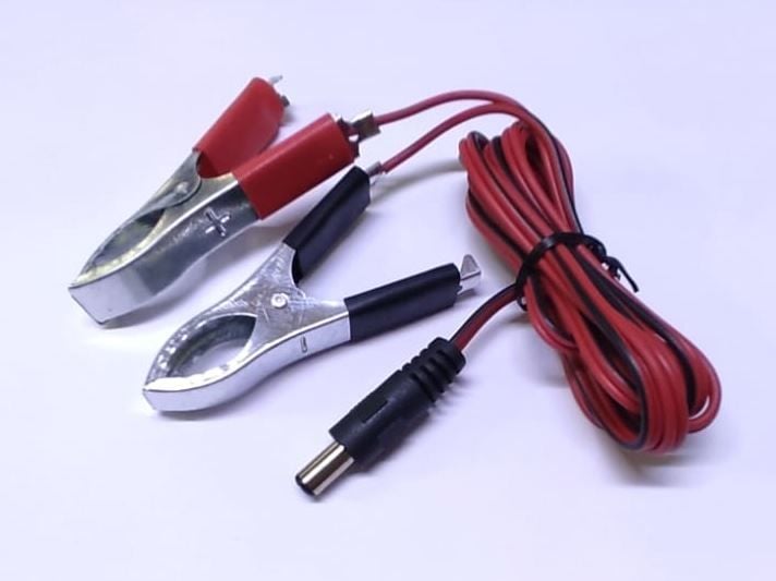 AKÜ  MAŞASI  KABLOLU 2,1mm JAKLI  1,5 METRE