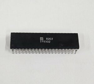 6502 Mikroişlemci Entegre