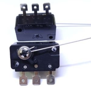 SWİTCH TELLİ  CN-05 80mm 17x31x14mm  SİYAH YANDAN TELLİ