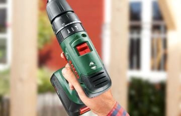 Bosch PSB 1800 LI-2 Çift Akülü Darbeli Delme Vidalama Makinesi (2 x 1.5Ah)