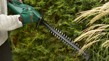 Bosch EasyHedgeCut 18-45 (Klasik Yeşil) Akülü Çit Kesme Makinesi