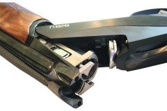 Benelli 828U Black 71 cm