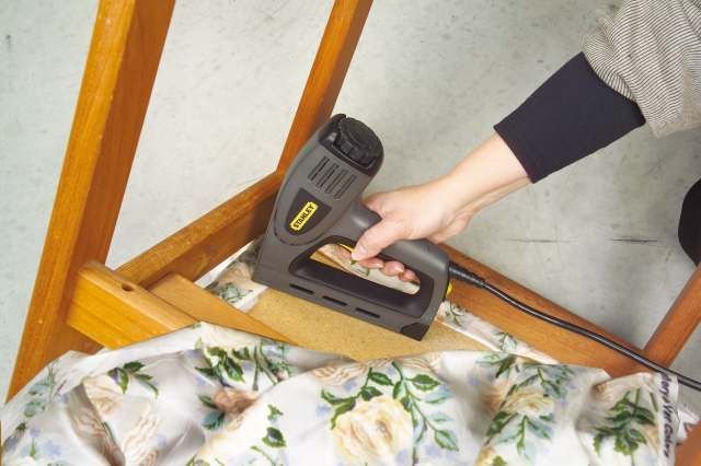 Stanley Elektrikli Zımba ve Çivi Tabancası 6-TRE550