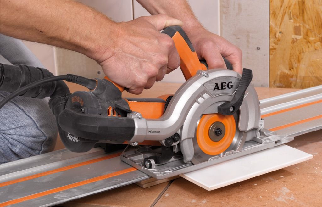 AEG MBS 30 Turbo Çok Amaçlı Testere
