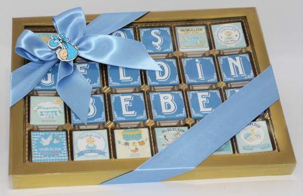 Dark Brown Hoşgeldin Bebek Çikolatası 72 Adet Madlen Erkek Bebek Doğum Hediyesi