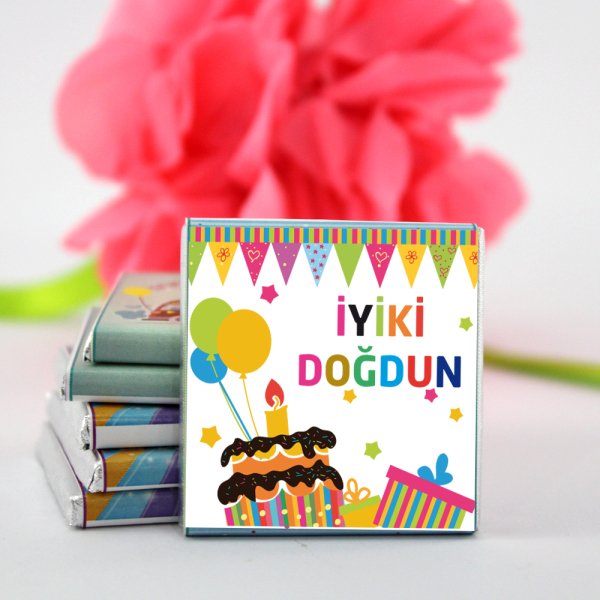 Dark Brown Doğum Günü Tebrik Çikolatası Sütlü ve Bitter Madlen