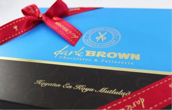 Dark Brown Doğum Günü Tebrik Çikolatası Sütlü ve Bitter Madlen