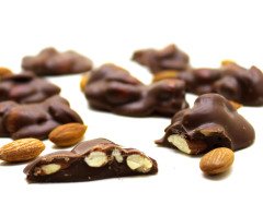 Dark Brown Roş Çikolata Kayısı Çekirdekli Sütlü Roche Çikolatası