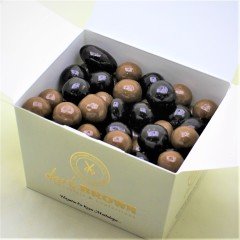 Dark Brown Fındıklı Draje Çikolata Dolgulu Bitter ve Sütlü Draje
