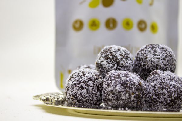 Hurmalı ve Cevizli KATKISIZ Meyve Topu Sağlıklı Atıştırmalık 3x100 Gr