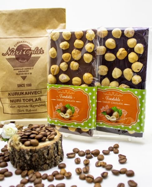 Nuri Toplar 500 Gram Taze Çekim Türk Kahvesi & 2x100 Gr Fındıklı Tablet Çikolata Sütlü ve Bitter