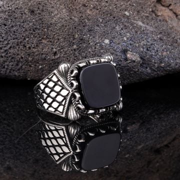 925 AYAR GÜMÜŞ ONIXY TAŞLI MODEL YÜZÜK