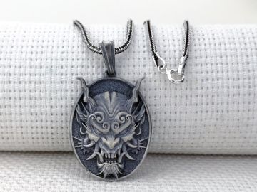 Japon Oni Maskesi Tasarımlı 3 Boyutlu 925 Ayar Gümüş Kolye