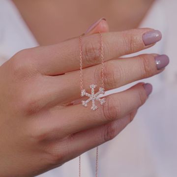Kar Tanesi Tasarımlı Rose Kaplama 925 Ayar Gümüş Kadın Kolye