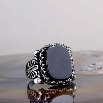 925 Ayar Gümüş Onix Taşlı Erkek Model yüzük