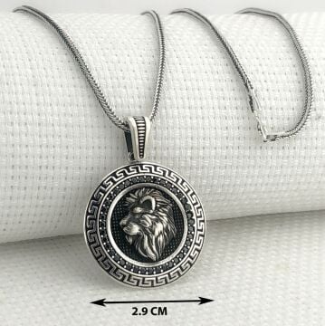 925 Ayar Gümüş Siyah Taşlı Aslan Figürlü Kolye