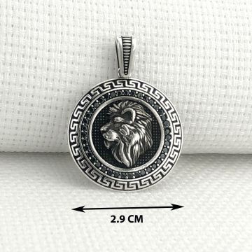 925 Ayar Gümüş Siyah Taşlı Aslan Figürlü Kolye