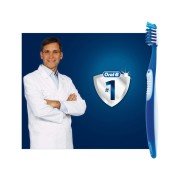 Oral-B Diş Fırçası Pro-Expert Hepsi Bir Arada 40 Orta 1 Alana 1 Bedava Paketi