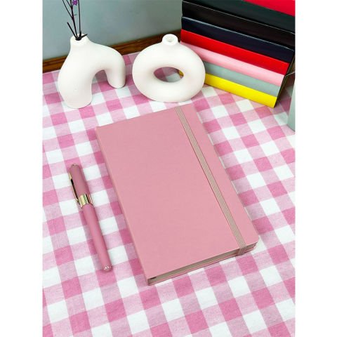 Victoria\'s Journals Classic 2024 Sert Kapak Günlük Ajanda Açık Pembe 13x21 123-9173