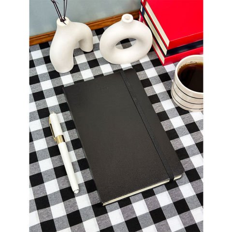 Victoria\'s Journals Classic 2024 Sert Kapak Günlük Ajanda 13X21 Siyah 123-9169