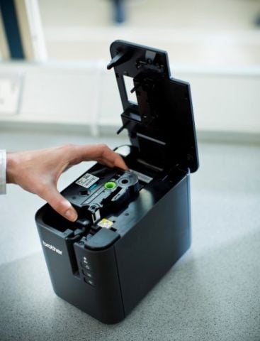 Brother P-Touch PT-P900W Wifi Masaüstü Etiket Yazıcı