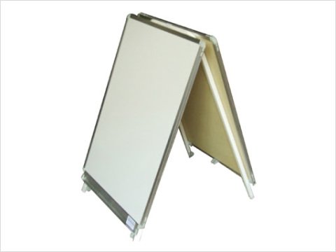 Akyazı Üçgen Tip Çift Taraflı Laminant Yazı Tahtası 50x70