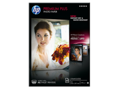 HP Premium Plus Yarı Parlak Fotoğraf Kağıdı, 20 yaprak/A4/210 x 297 mm (CR673A)