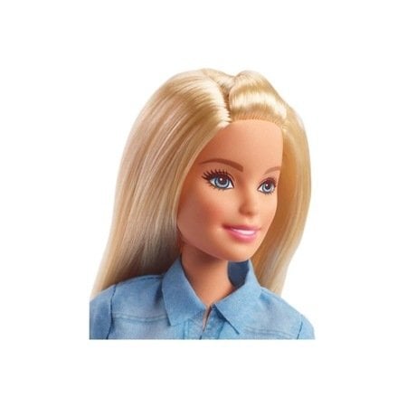 Mattel Barbie Seyahatte Bebeği GHR58