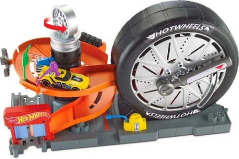 Hot Wheels Tekerlekli Yarış Dünyası Oyun Seti FNB15