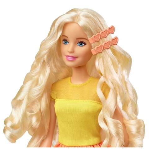 Barbie Muhteşem Bukleler Bebeği GBK23