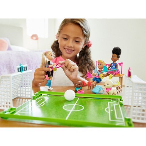 Barbie Futbolcu Chelsea Oyun Seti GHK37