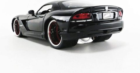 Fast & Furious 1:24 Letty's Dodge Viper SRT 10 Model Araba