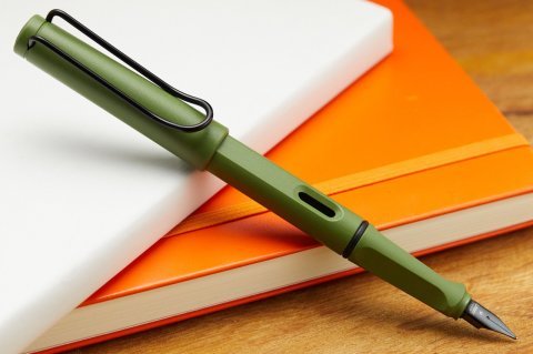 Lamy Safari 2021 Özel Üretim Savannah Green Dolma Kalem 41S-F