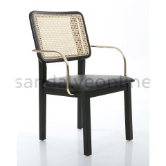 Bizzeffe Wooden Chair