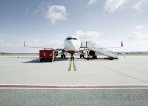 Uçak Komar duvar posteri V7-770Runway
