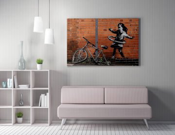 Hula Hoop | Banksy