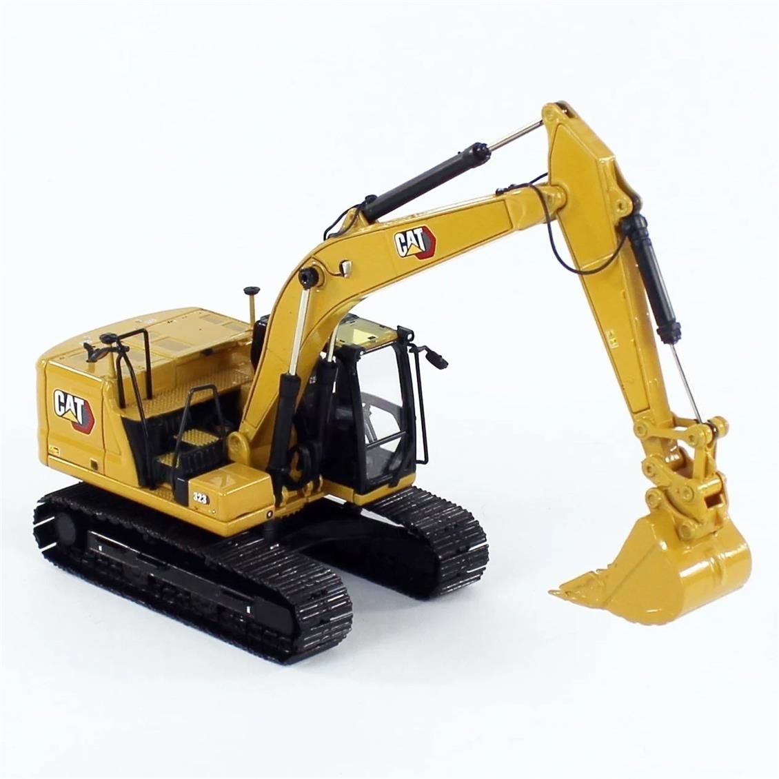 Diecast Masters 85657 1/50 Ölçek, Cat 323 Ekskavatör, 4 Farklı Ataşmanlı, Sergilemeye Hazır Metal İş Makinası Modeli