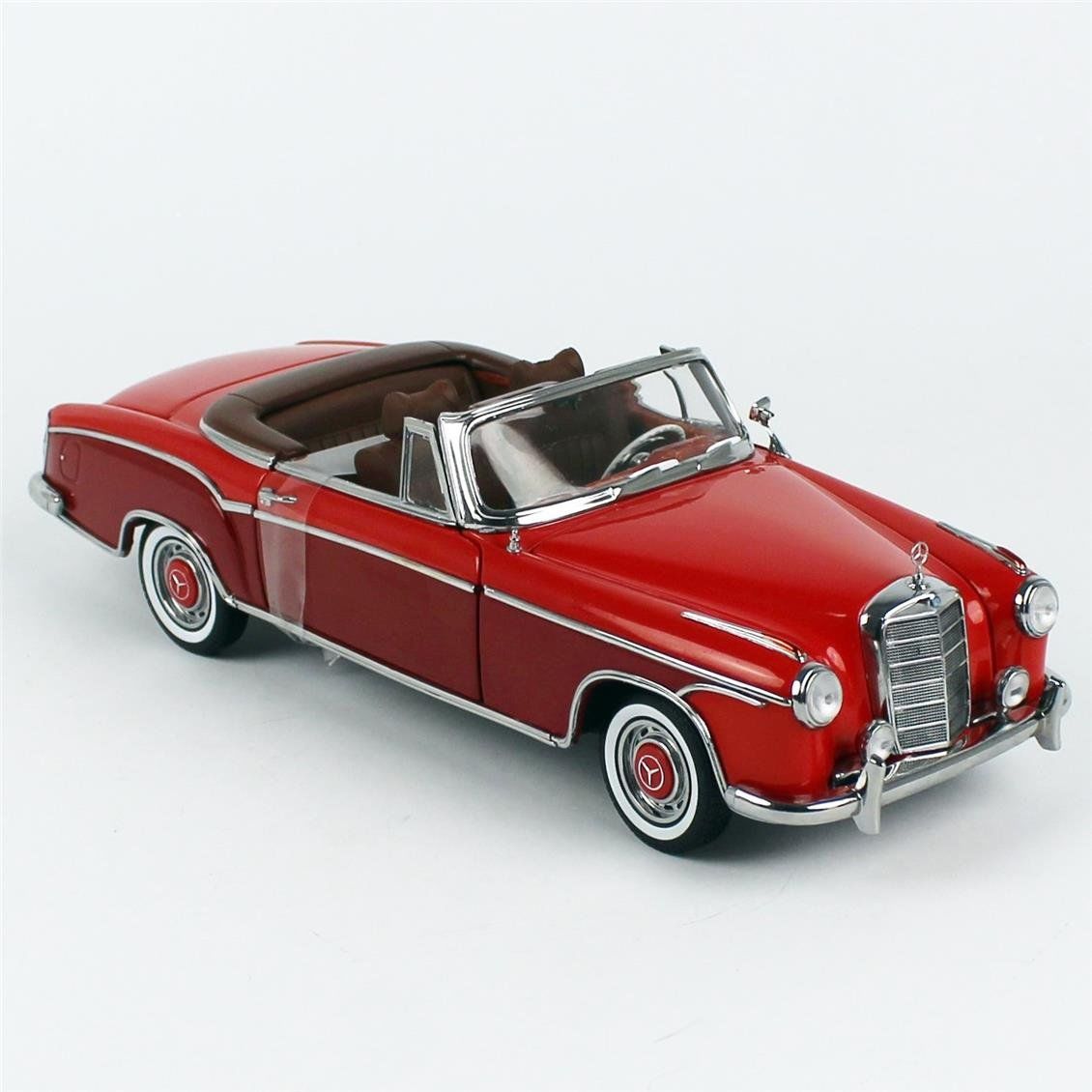 Sunstar 3594 1/18 Ölçek, 1960 Mercedes-Benz 220 SE Cabriolet, Kırmızı/Koyu Gri, Sergilemeye Hazır Metal Araba Modeli