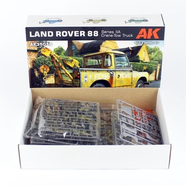 AK Interactive 35014 1/35 Ölçek, Land Rover 88 Series IIA (Vinçli Çekici), Askeri Araç, Plastik Model kiti