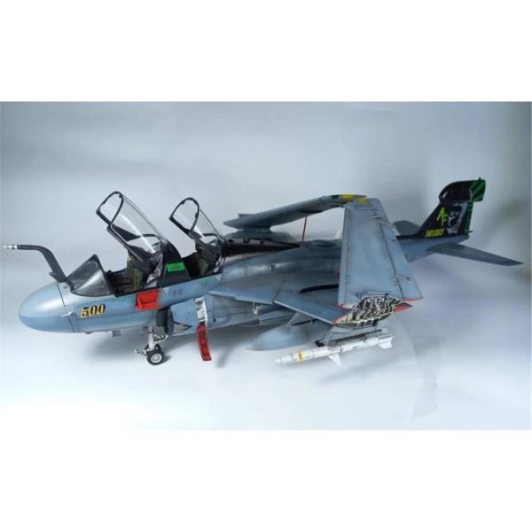 Kinetic K48075 1/48 Ölçek, EA-6B Prowler (Darth Vader) Savaş Uçağı, Plastik Model kiti