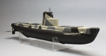 USS Bluefish 83,8cm