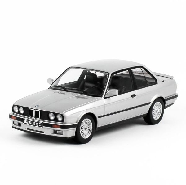 KKscale 180741 1/18 Ölçek 1987 Bmw 325i E30M-Package, Gümüş Metalik, Sergilemeye Hazır Metal Araba Modeli