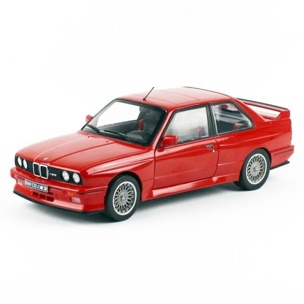Solido 1801502 1/18 Ölçek 1986 Bmw M3 E30 Sport Evo, Kırmızı, Sergilemeye Hazır Metal Araba Modeli